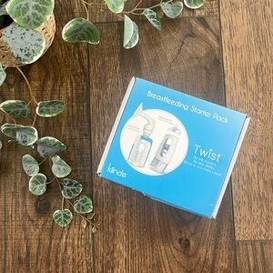 NWT Kiinde Twist Breastfeeding Starter Kit